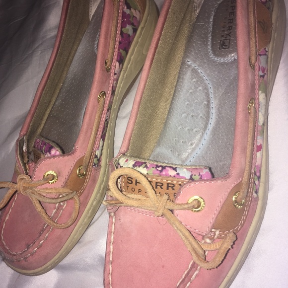 Used Pink Floral CUTE Sperry Shoes! - Picture 6 of 8